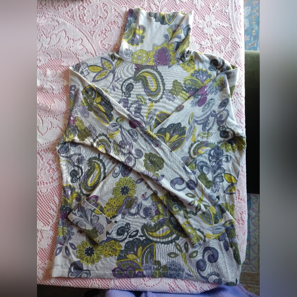 Silk/cotton floral long sleeve turtleneck